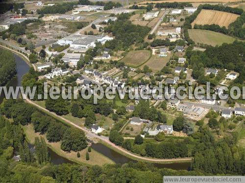 Photo aérienne de Josselin