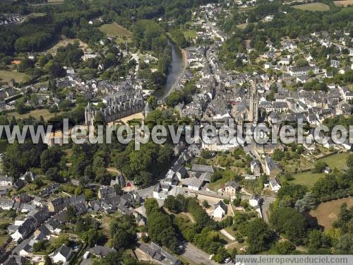 Photo aérienne de Josselin