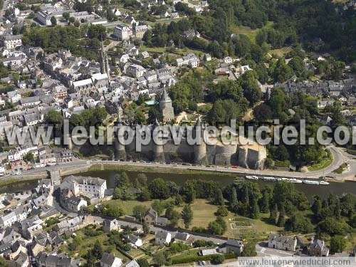 Photo aérienne de Josselin