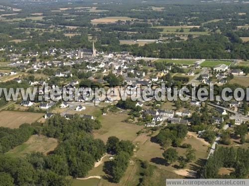 Photo aérienne de Bains-sur-Oust