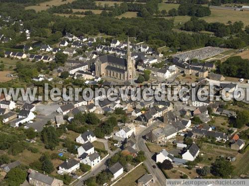 Photo aérienne de Bains-sur-Oust