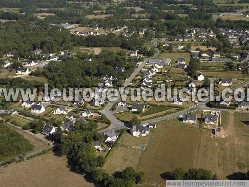 Photo aérienne de Bains-sur-Oust