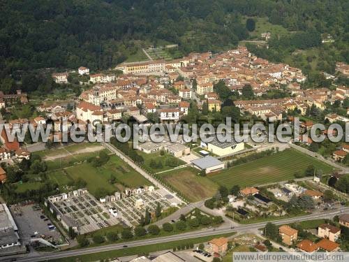 Photo aérienne de Albese con Cassano