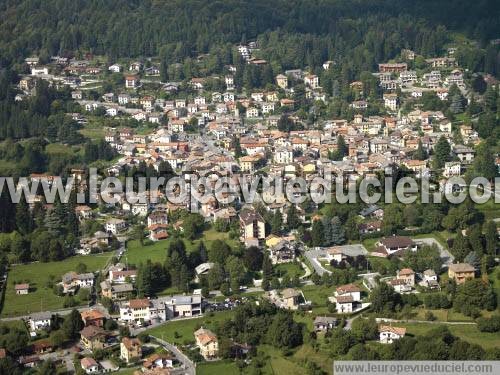 Photo aérienne de Lanzo d'Intelvi