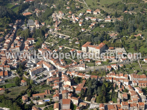 Photo aérienne de Bourg-Argental