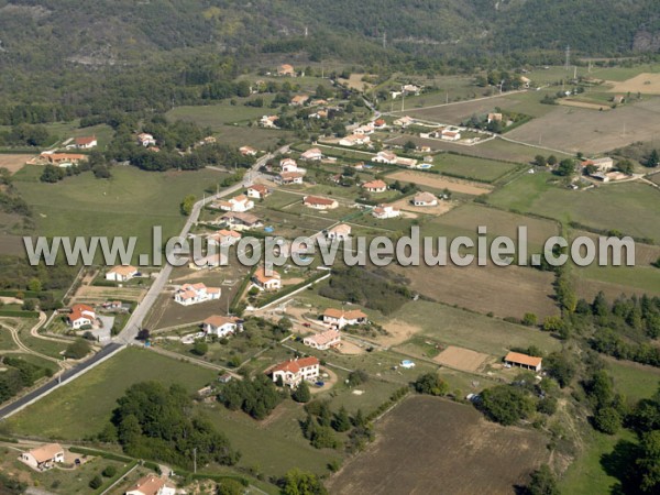 Photo aérienne de Roiffieux