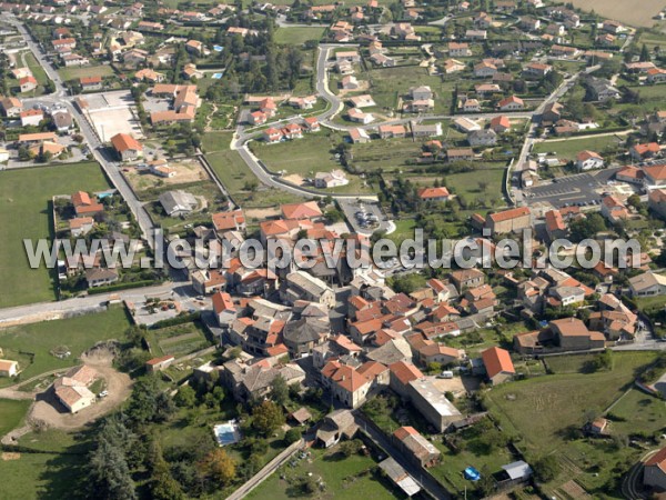 Photo aérienne de Roiffieux