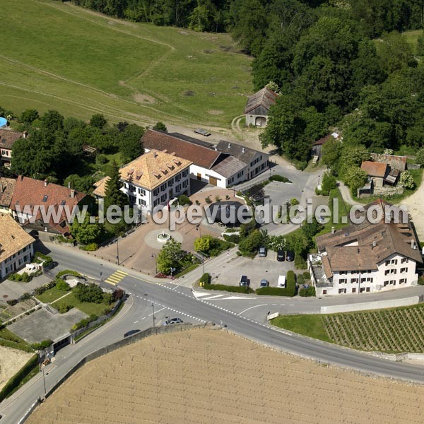 Photo aérienne de Vufflens-le-Chteau