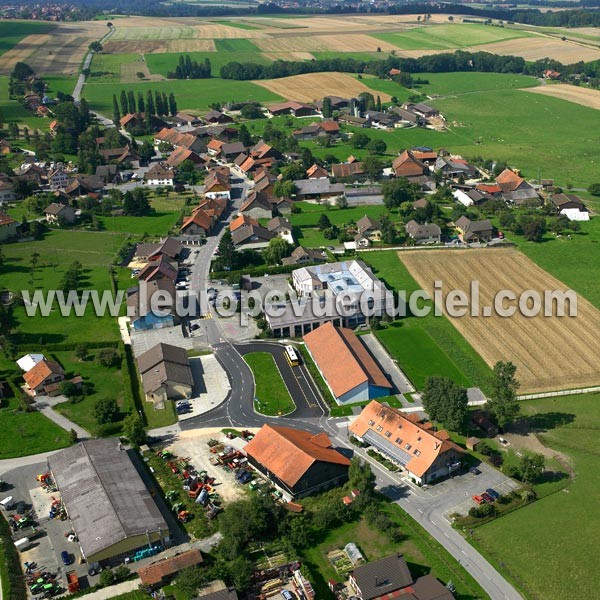 Photo aérienne de Thierrens