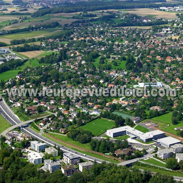 Photo aérienne de Le Mont-sur-Lausanne