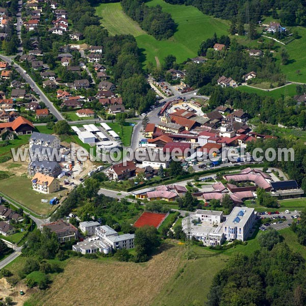 Photo aérienne de Le Mont-sur-Lausanne