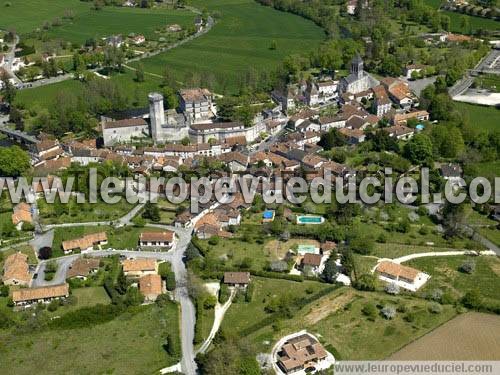 Photo aérienne de Bourdeilles