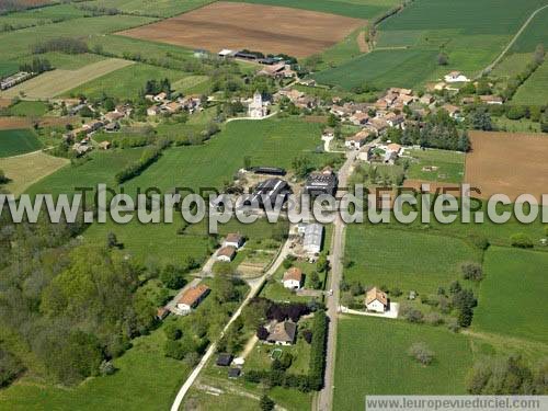 Photo aérienne de Javerlhac-et-la-Chapelle-Saint-Robert