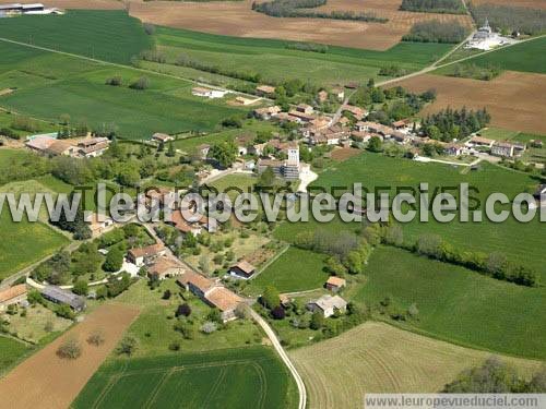 Photo aérienne de Javerlhac-et-la-Chapelle-Saint-Robert