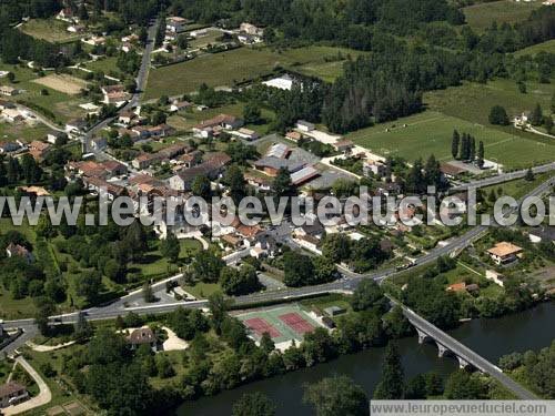 Photo aérienne de Annesse-et-Beaulieu