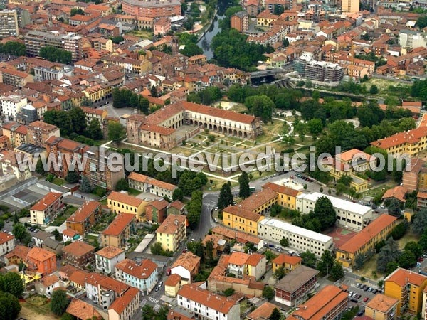 Photo aérienne de Melegnano