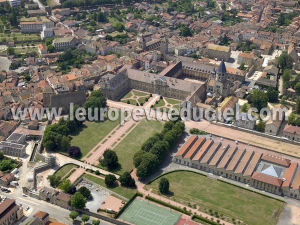 Photo aérienne de Cluny