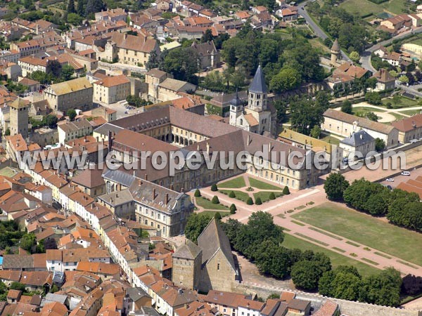 Photo aérienne de Cluny