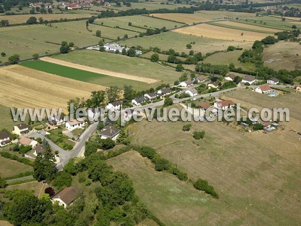 Photo aérienne de Cormatin