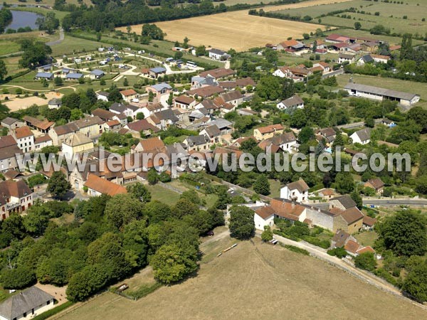 Photo aérienne de Cormatin