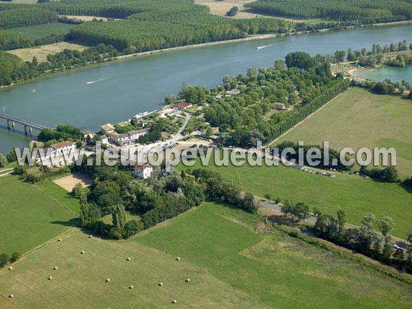 Photo aérienne de Crches-sur-Sane