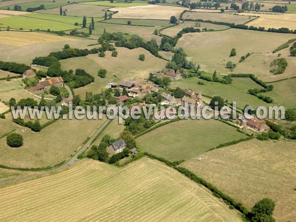 Photo aérienne de La Chapelle-sous-Brancion