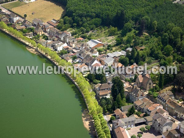 Photo aérienne de La Clayette