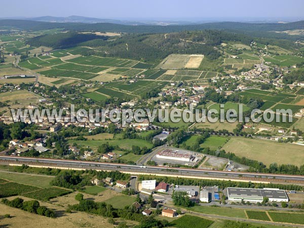 Photo aérienne de La Roche-Vineuse