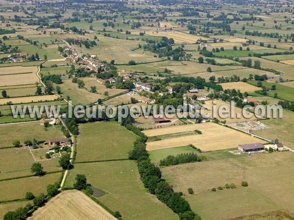 Photo aérienne de Montceaux-l'toile