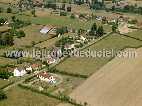 Photo aérienne de Montceaux-l'toile