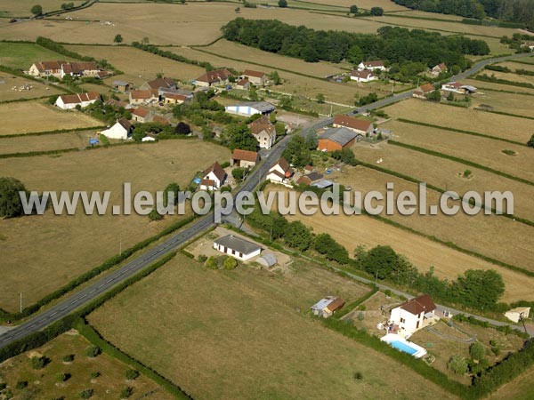 Photo aérienne de Saint-Aubin-en-Charollais