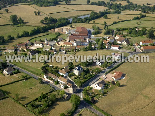 Photo aérienne de Saint-Aubin-en-Charollais