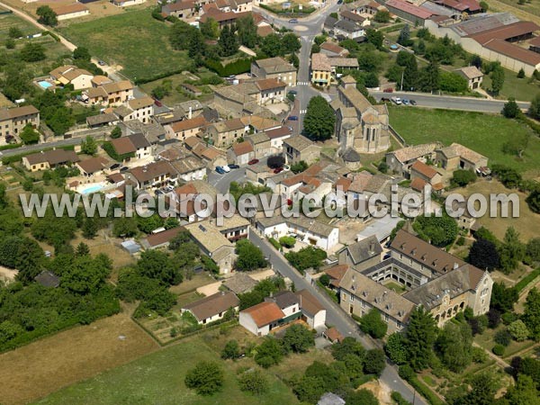 Photo aérienne de Saint-Martin-Belle-Roche