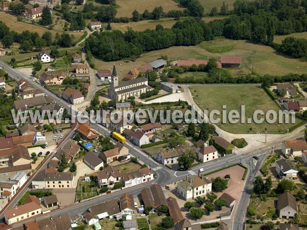 Photo aérienne de Saint-Yan