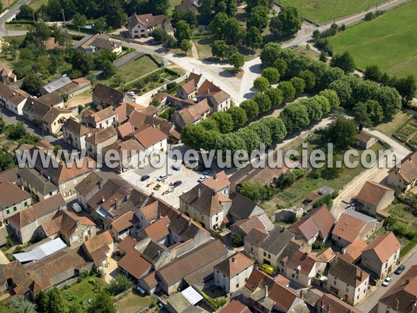 Photo aérienne de Salornay-sur-Guye