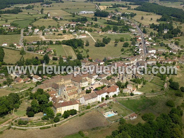 Photo aérienne de Semur-en-Brionnais