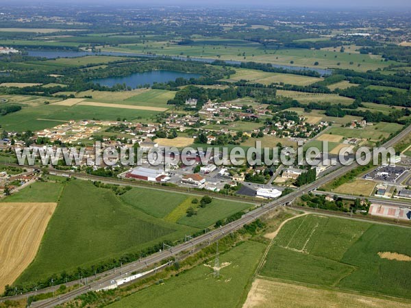 Photo aérienne de Varennes-ls-Mcon