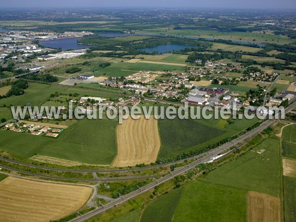 Photo aérienne de Varennes-ls-Mcon