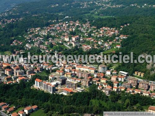 Photo aérienne de Luino