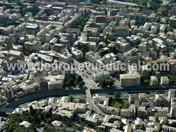 Photo aérienne de Sondrio