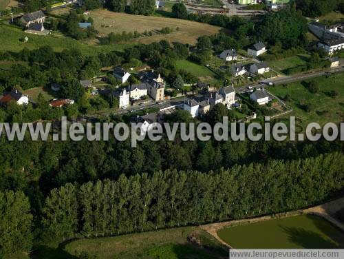 Photo aérienne de Ambrires-les-Valles