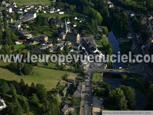 Photo aérienne de Ambrires-les-Valles