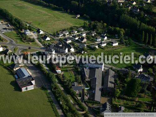 Photo aérienne de Ambrires-les-Valles