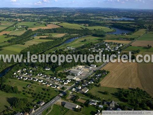 Photo aérienne de Ambrires-les-Valles