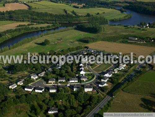 Photo aérienne de Ambrires-les-Valles