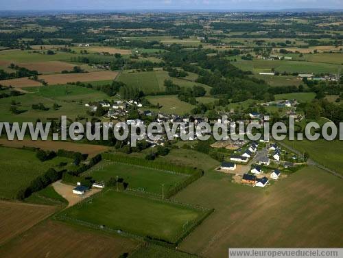 Photo aérienne de Ambrires-les-Valles