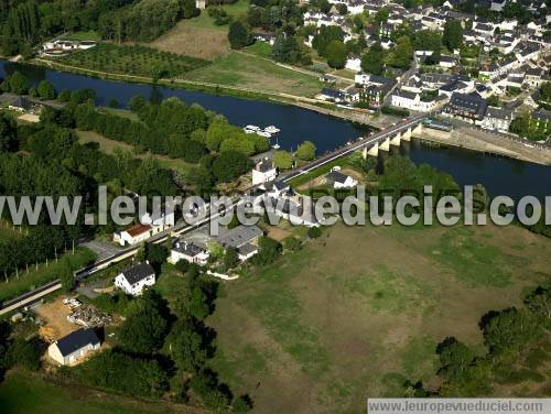 Photo aérienne de Chteauneuf-sur-Sarthe