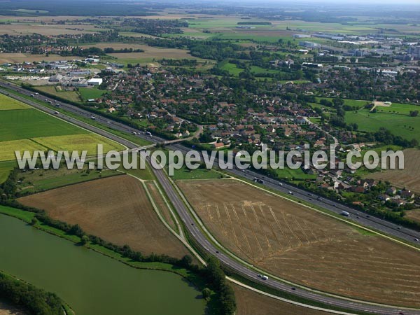 Photo aérienne de Champforgeuil