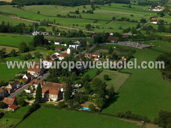 Photo aérienne de Genouilly