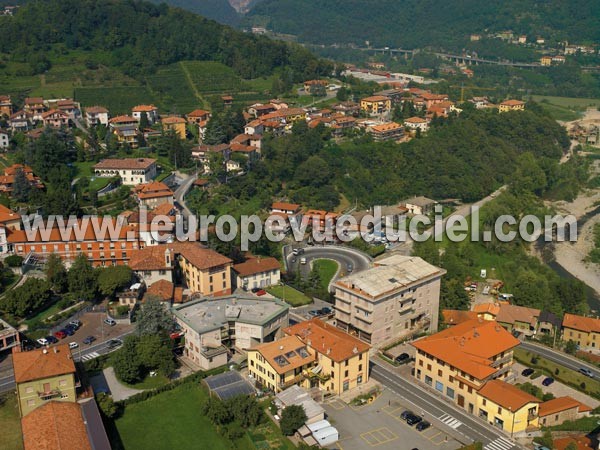 Photo aérienne de Almenno San Salvatore